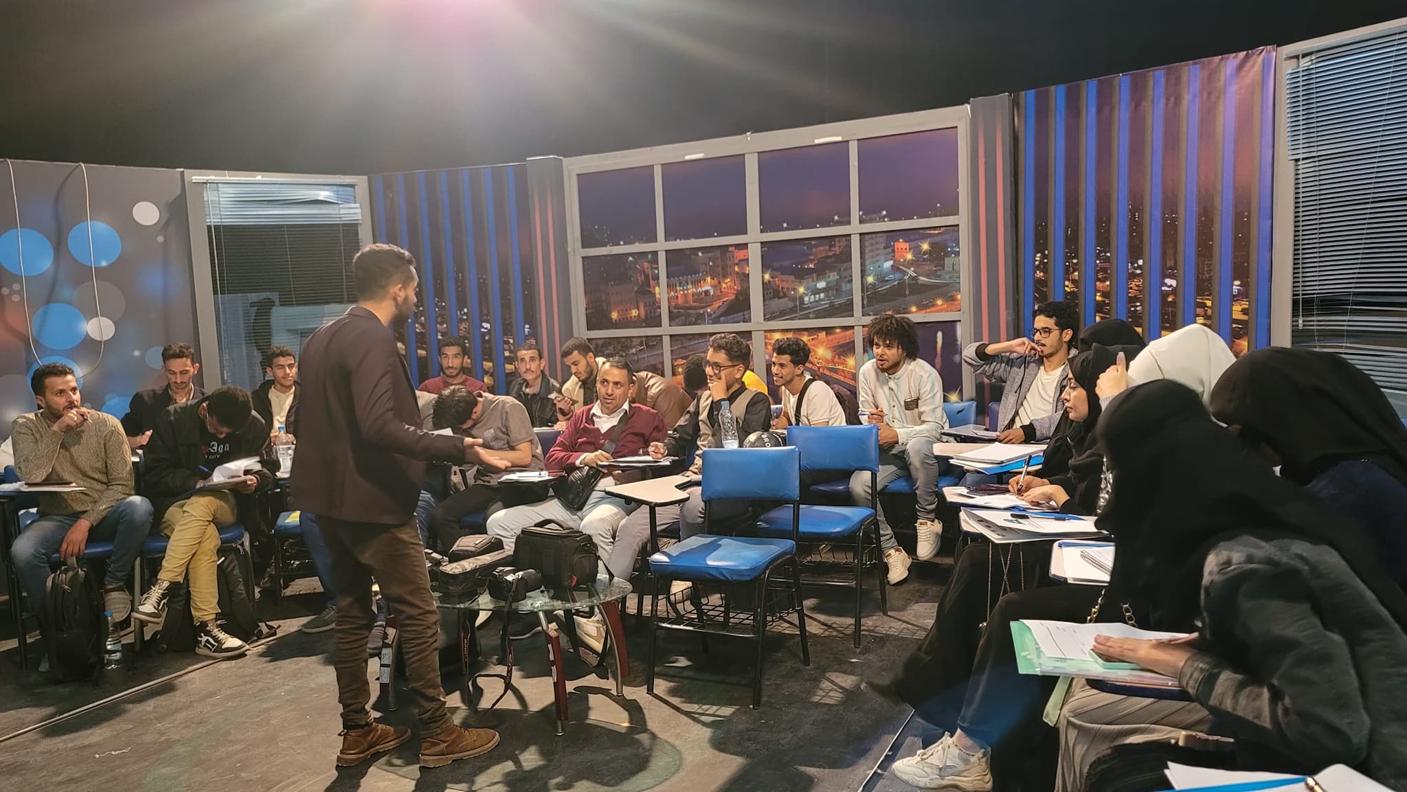 صور من نزول اليوم الثاني على التوالي لطلاب جامعة النخبة الدولية